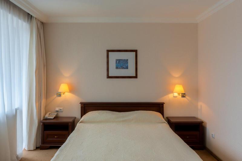 Intourist Hotel Zaporizhia Room photo